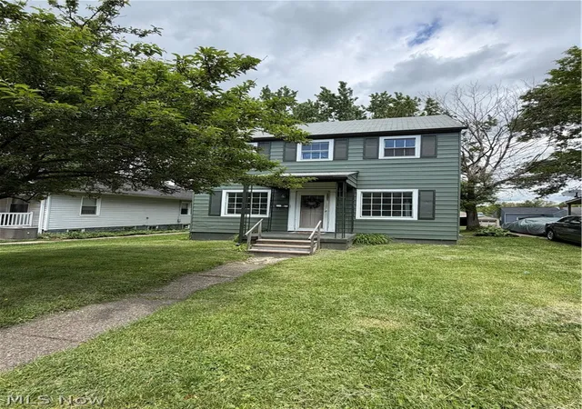 Homes for sale in Zanesville, OH | 457 Taylor St, Zanesville, OH 43701 | MLS# 5208482