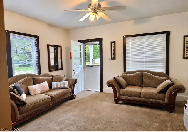 Photo 2 of Sale Pending at 2446 Vestal Rd, Youngstown, OH 44509 | MLS# 5196975 | Listing updated on 2026-06-26