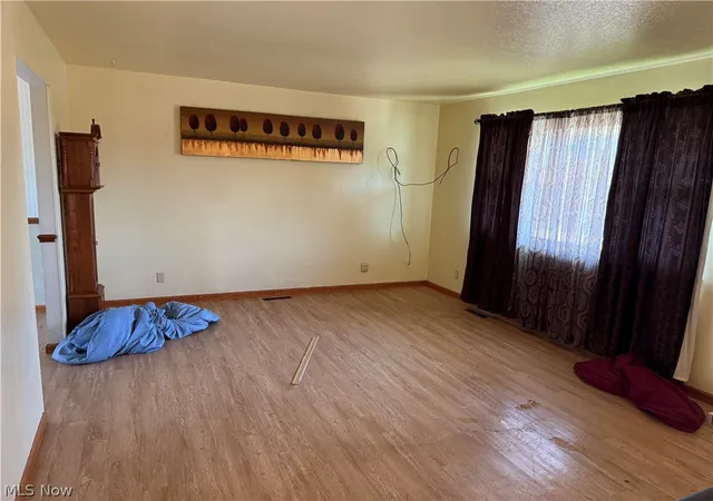 3rd image of 147 E Lubeck Hills Dr, Washington, WV 26181 | MLS# 5208804