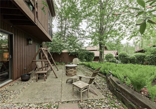 Homes for sale in Kent, OH | 1936 Hemlock Dr, Kent, OH 44240 | MLS# 5206552