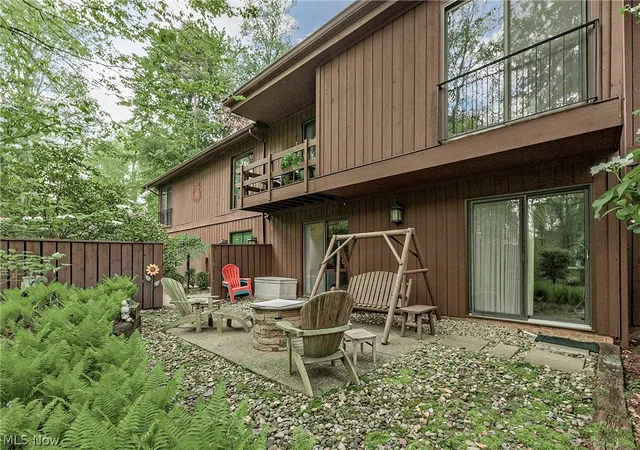 Homes for sale in Kent, OH | 1936 Hemlock Dr, Kent, OH 44240 | MLS# 5206552