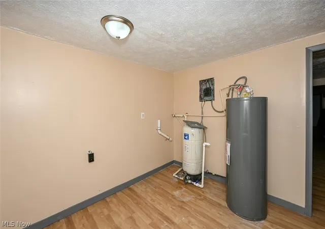 28th image of 916 Abington Rd, Akron, OH 44312 | MLS# 5208925
