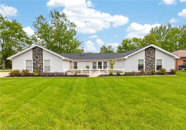 Homes for sale in North Royalton, OH | 9205 W 130th St, North Royalton, OH 44133 | MLS# 5208856