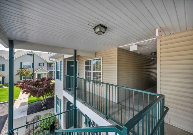 2nd image of 29832 Lenox Dr #227, Westlake, OH 44145 | MLS# 5202891
