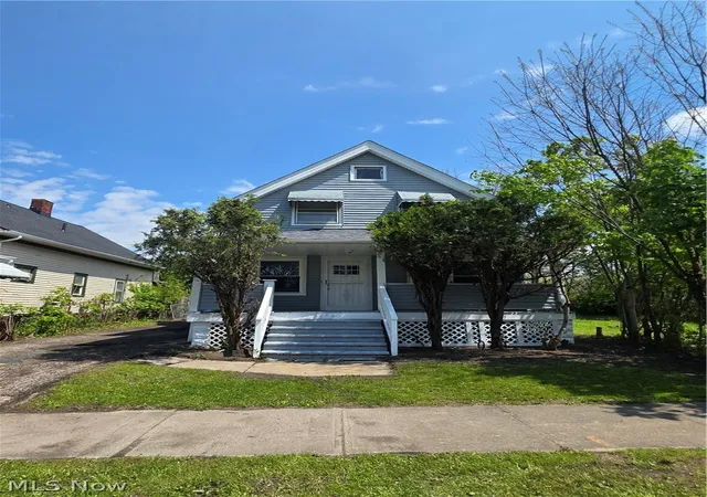 Homes for sale in Cleveland, OH | 3557 E 114th St, Cleveland, OH 44105 | MLS# 5208936