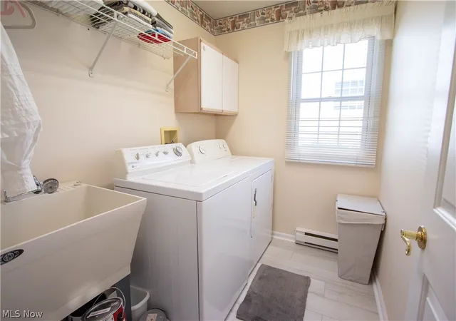 Listing Photo 2 - Condo for sale in building located at 2202 Westwind Dr, Sandusky, OH 44870 - Unit #