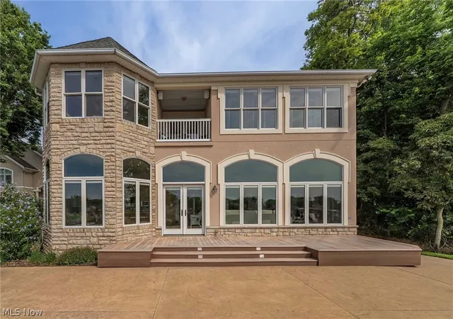 Photo 4 of Single family home for sale at 3706 E Baycliffs Dr, Lakeside Marblehead, OH 43440 | MLS# 5202871 | Listing updated on 2026-08-21