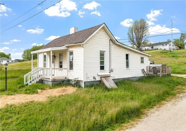 Homes for sale in Cambridge, OH | 7145 Bloomfield Rd, Cambridge, OH 43725 | MLS# 5208644