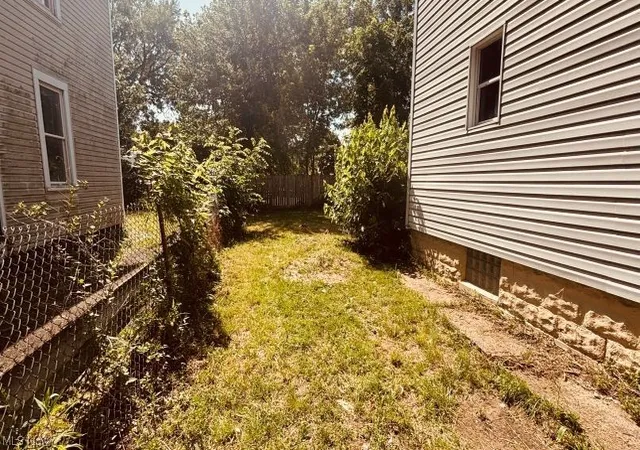 3rd image of 750 Brown St, Akron, OH 44311 | MLS# 5208869
