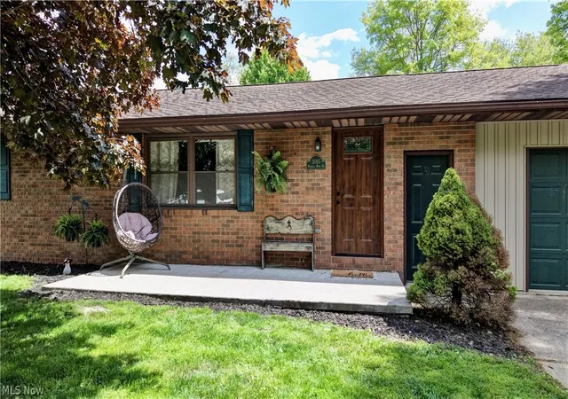 Homes for sale in Dennison, OH | 2065 Midvale Mine Rd Se, Dennison, OH 44621 | MLS# 5209252