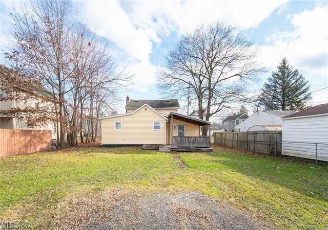 Homes for sale in Niles, OH | 416 N Cedar Ave, Niles, OH 44446 | MLS# 5209266