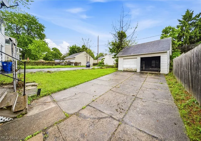 Homes for sale in Cleveland, OH | 8506 Jeffries Ave, Cleveland, OH 44105 | MLS# 5206726