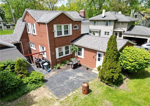 Photo 4 of Single family home for sale at 7121 N Lima Rd, Youngstown, OH 44514 | MLS# 5205369 | Listing updated on 2026-07-23