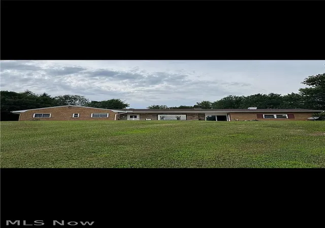1st image of 1042 County Rd 42, Toronto, OH 43964 | MLS# 5208688