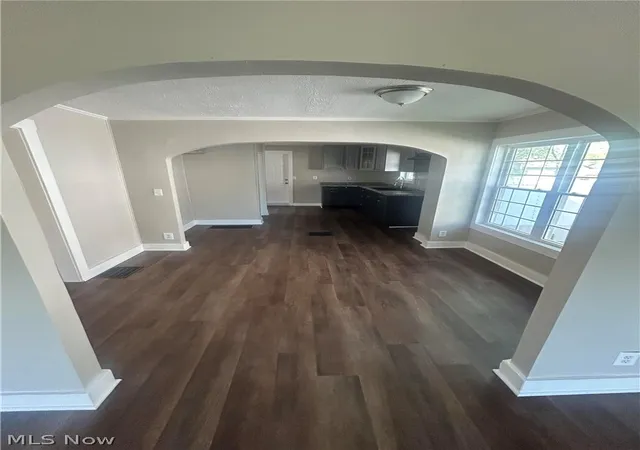 Photo 5 of Single family home for sale at 519 Taylor St, Zanesville, OH 43701 | MLS# 5209342 | Listing updated on 2026-07-13
