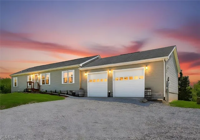 Homes for sale in Zanesville, OH | 4780 Huggins Rd, Zanesville, OH 43701 | MLS# 5209211