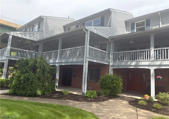1st image of 303 Ohio St, Marietta, OH 45750 | MLS# 5209387
