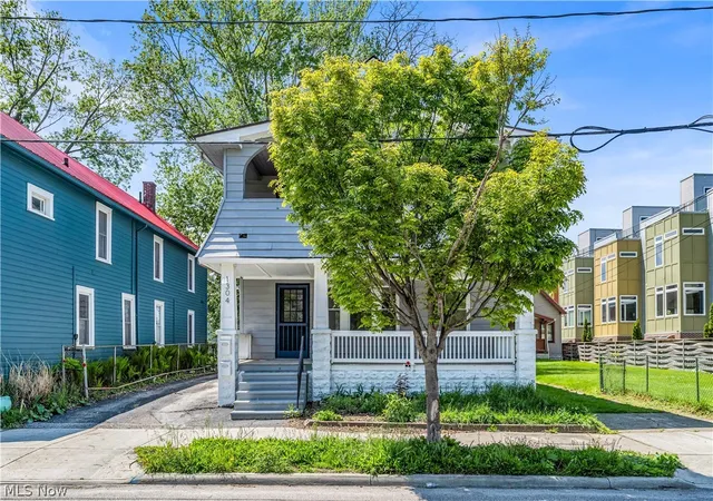 2nd image of 1304 W 73rd St, Cleveland, OH 44102 | MLS# 5209355