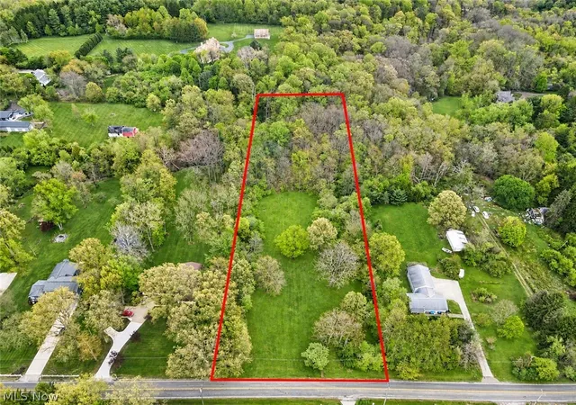 1st image of 1123 N Hametown Rd, Akron, OH 44333 | MLS# 5209375