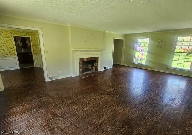 3rd image of 1075 Ghent Rd, Akron, OH 44333 | MLS# 5208946