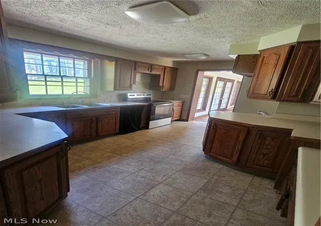 5th image of 1075 Ghent Rd, Akron, OH 44333 | MLS# 5208946