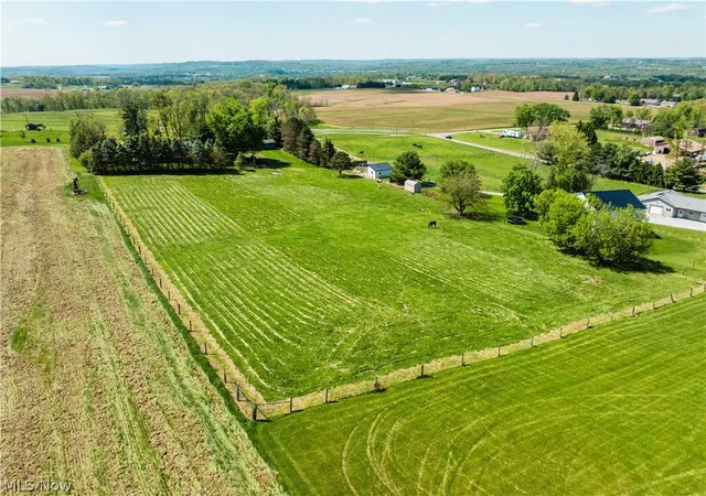 Homes for sale in Holmesville, OH | 8059 Township Road 562, Holmesville, OH 44633 | MLS# 5209481