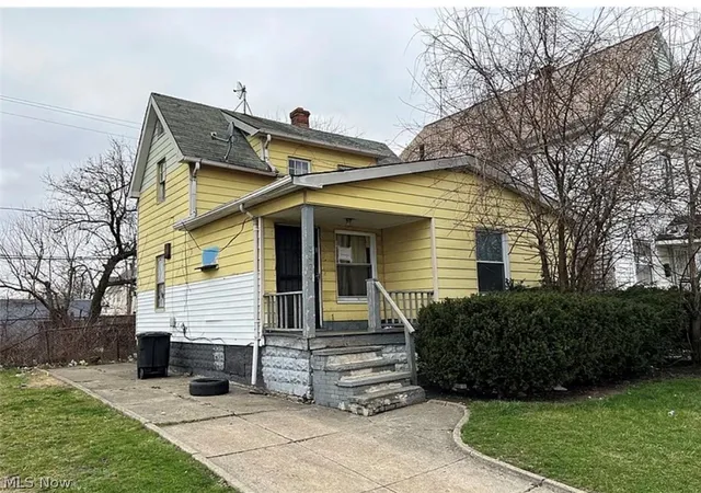 Homes for sale in Cleveland, OH | 3474 E 145th St, Cleveland, OH 44120 | MLS# 5209537