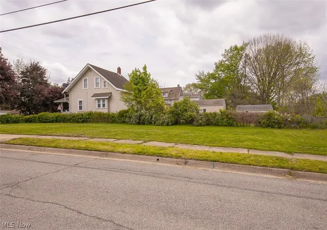 1st image of 1151 Harpster Ave, Akron, OH 44314 | MLS# 5209541