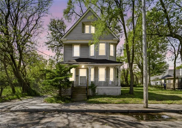 Homes for sale in Cleveland, OH | 9008 Birchdale Ave, Cleveland, OH 44106 | MLS# 5209517