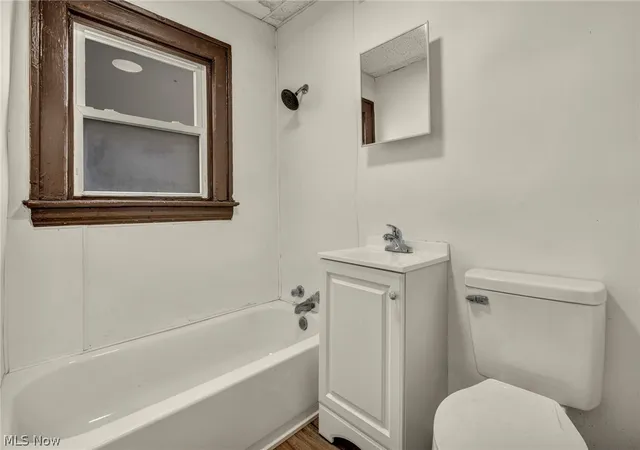 Homes for sale in Cleveland, OH | 14410 Northfield Ave, Cleveland, OH 44112 | MLS# 5209569