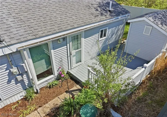 3rd image of 5825 Lake Rd, Ashtabula, OH 44004 | MLS# 5208473