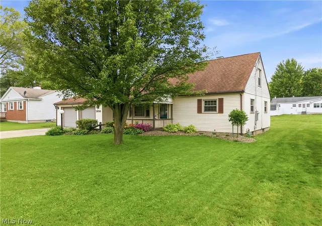 3rd image of 3898 New Rd, Austintown, OH 44515 | MLS# 5208244