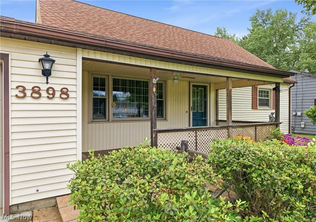 5th image of 3898 New Rd, Austintown, OH 44515 | MLS# 5208244