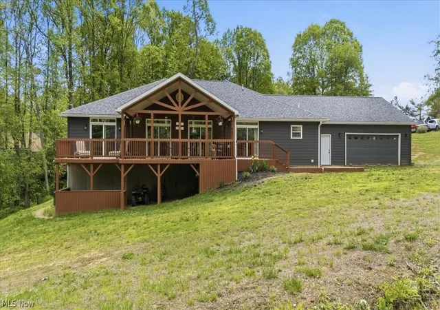 Homes for sale in Washington, WV | 119 Stonegate Dr, Washington, WV 26181 | MLS# 5209510