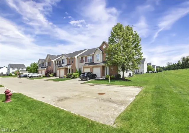 Homes for sale in Berea, OH | 106 Clay Ct, Berea, OH 44017 | MLS# 5208934