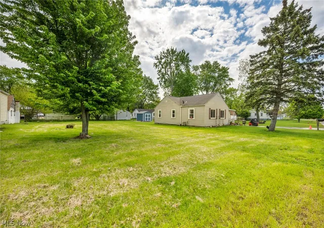Homes for sale in Lorain, OH | 2901 Fulmer Rd, Lorain, OH 44053 | MLS# 5209671