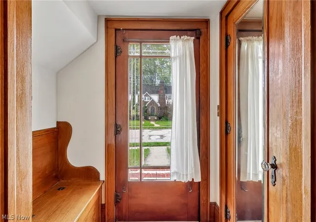 3rd image of 403 E Baird Ave, Barberton, OH 44203 | MLS# 5209114