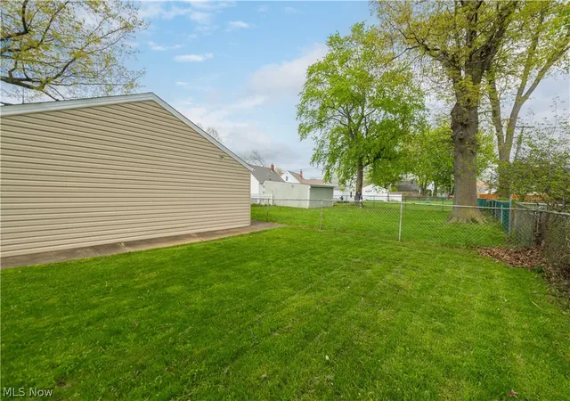 46th image of 30414 Mildred Dr, Willowick, OH 44095 | MLS# 5209010