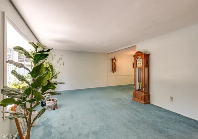 3rd image of 6723 Edgemoor Ave, Solon, OH 44139 | MLS# 5209590