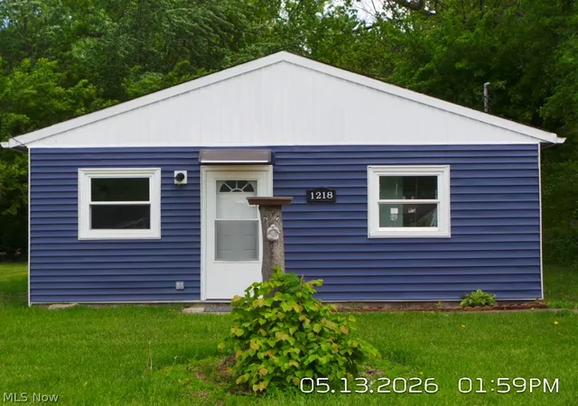 1st image of 1215 E Farwell St, Sandusky, OH 44870 | MLS# 5209901