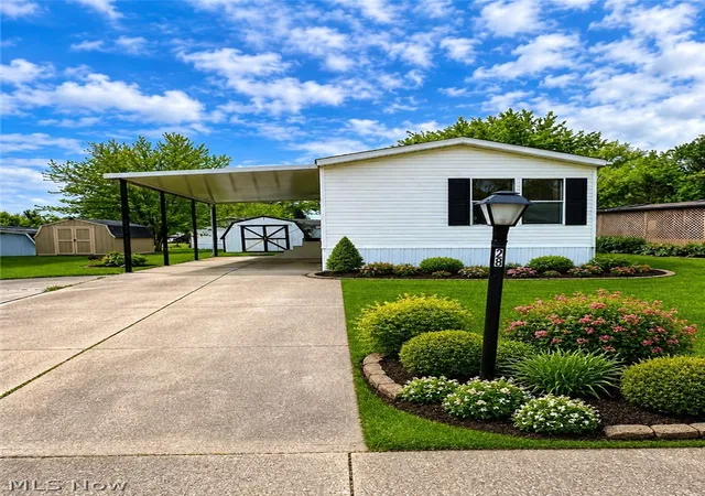 Homes for sale in Massillon, OH | 28 Thomas Blvd Nw, Massillon, OH 44647 | MLS# 5208618