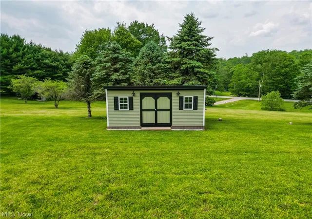 Homes for sale in Richmond, OH | 3270 County Road 54, Richmond, OH 43944 | MLS# 5208839