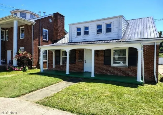 Homes for sale in Charleston, WV | 1614 Bigley Ave, Charleston, WV 25302 | MLS# 5209917