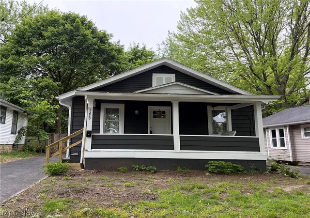 Homes for sale in Akron, OH | 1228 Arnold Ave, Akron, OH 44305 | MLS# 5209940