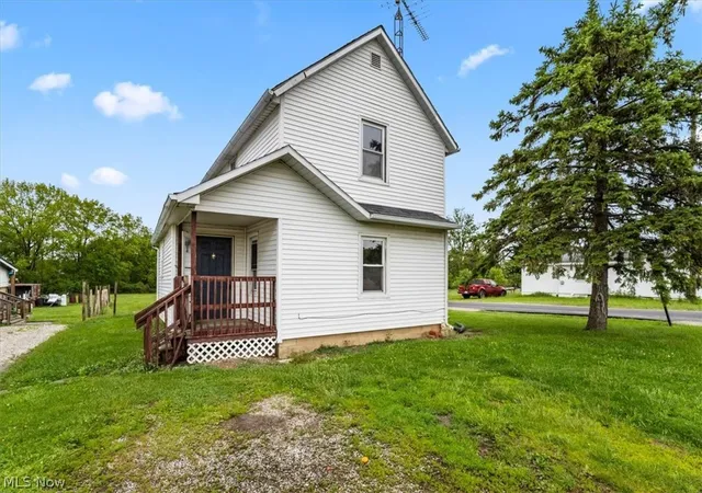 Homes for sale in Willard, OH | 4316 Pleasant St, Willard, OH 44890 | MLS# 5209778