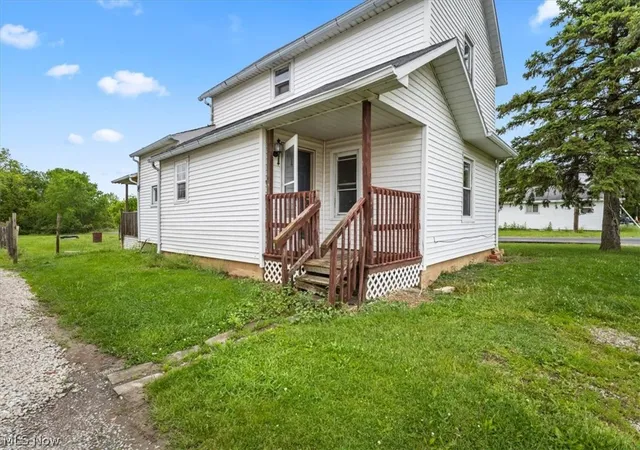 Homes for sale in Willard, OH | 4316 Pleasant St, Willard, OH 44890 | MLS# 5209778