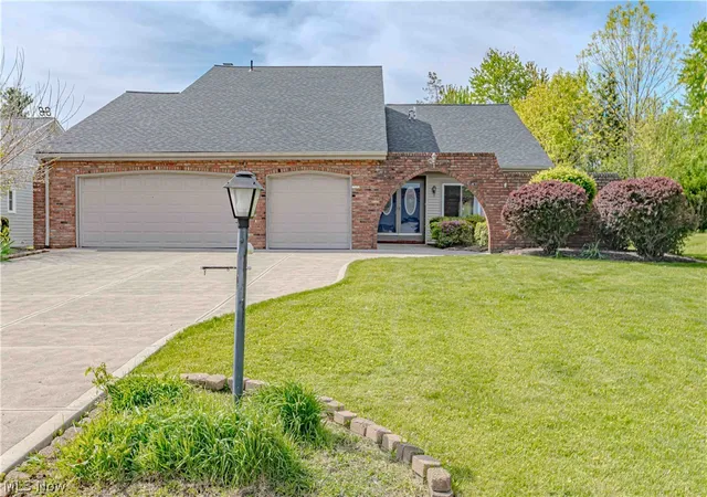 Photo 1 of Single family home for sale at 16461 S Red Rock Dr, Strongsville, OH 44136 | MLS# 5209862 | Listing updated on 2026-07-16