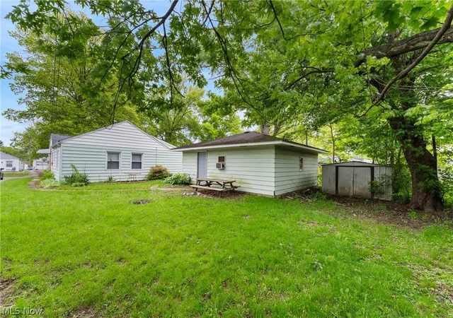 Homes for sale in Massillon, OH | 485 Grosvenor Ave Nw, Massillon, OH 44647 | MLS# 5209979
