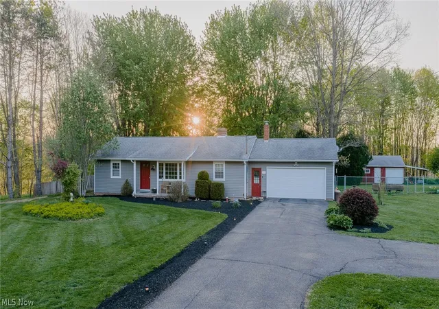 Photo 2 of Sale Pending at 1416 Baird Ave Se, Paris, OH 44669 | MLS# 5210074 | Listing updated on 2026-06-05
