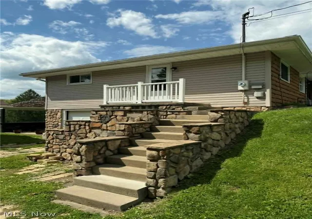 Photo 2 of Single family home for sale at 1158 Mick Rd, Wellsville, OH 43968 | MLS# 5209870 | Listing updated on 2026-08-26